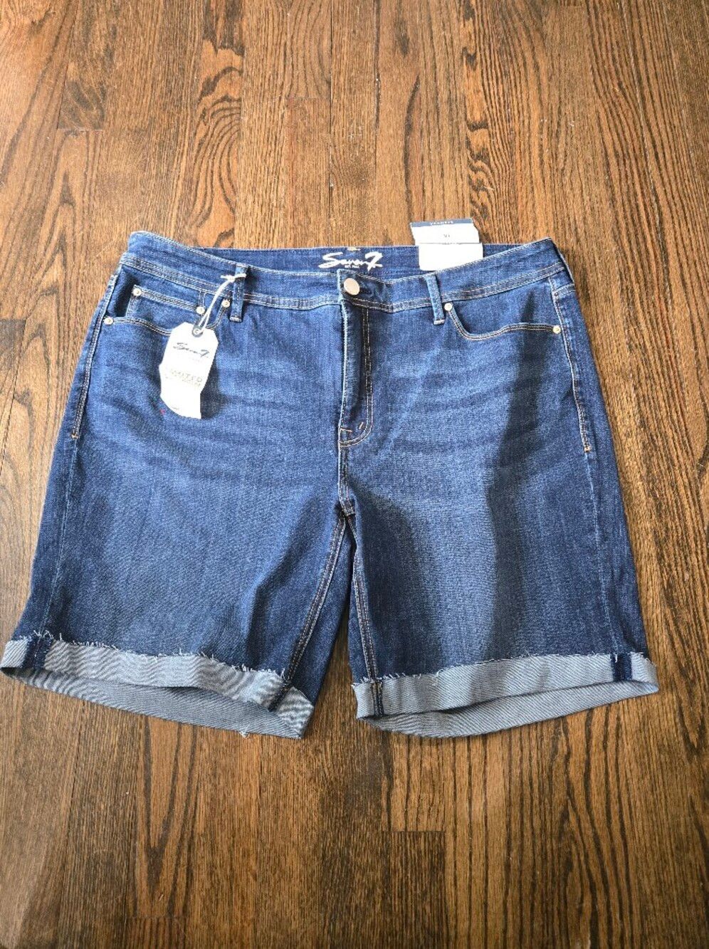 NWT Lane Bryant Seven7 Bermuda Jean Shorts Limited Edition 18